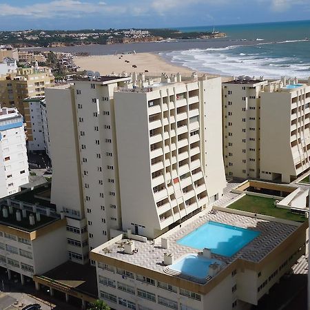 Apartamentos Varandas Da Rocha بورتيماو المظهر الخارجي الصورة
