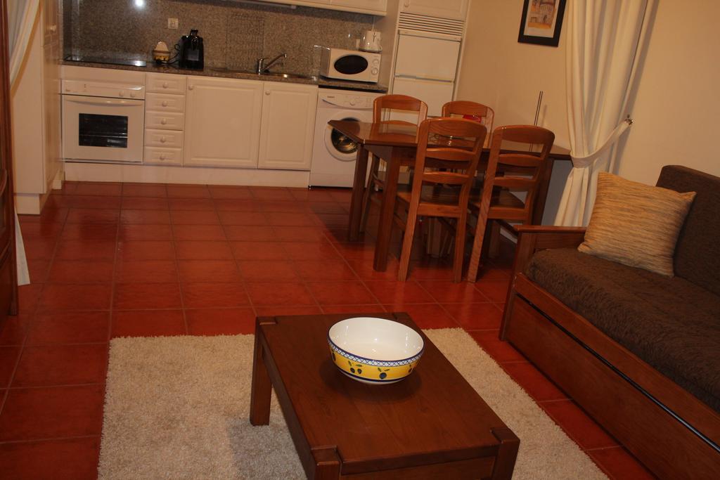 Apartamentos Varandas Da Rocha بورتيماو المظهر الخارجي الصورة