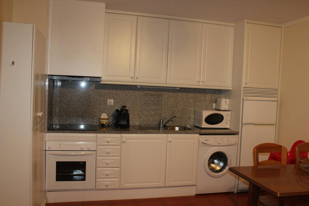 Apartamentos Varandas Da Rocha بورتيماو المظهر الخارجي الصورة