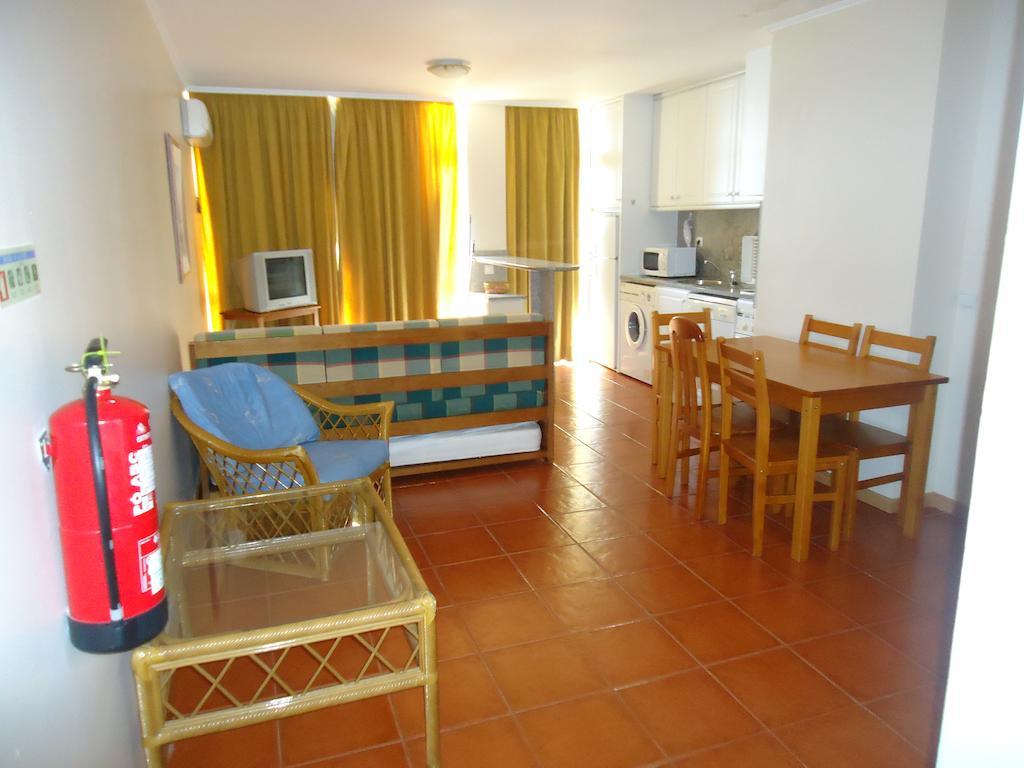Apartamentos Varandas Da Rocha بورتيماو الغرفة الصورة