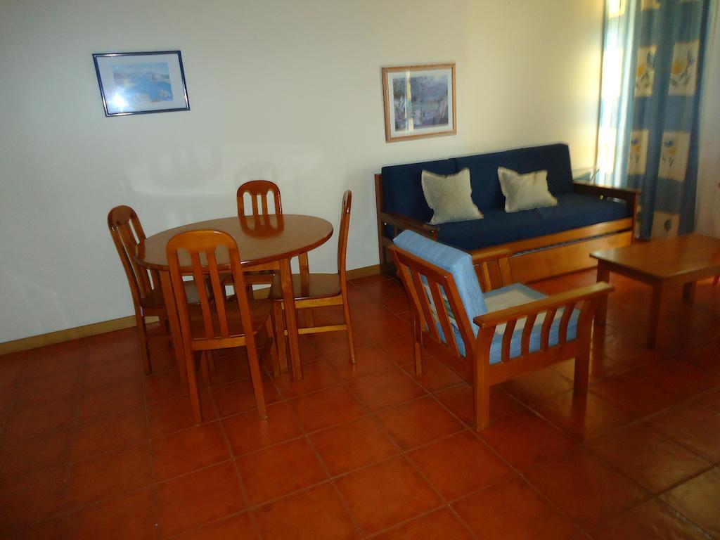 Apartamentos Varandas Da Rocha بورتيماو الغرفة الصورة