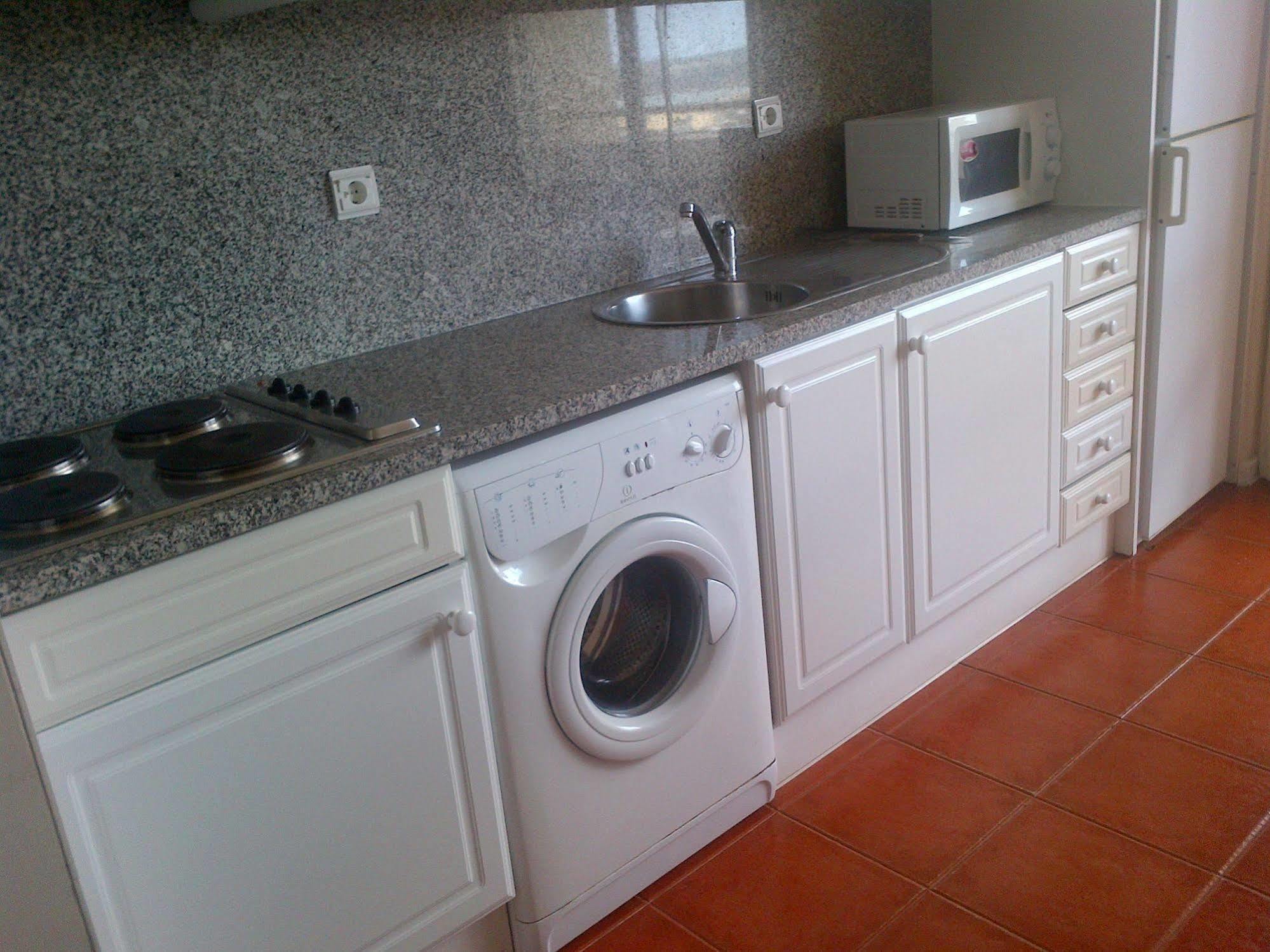 Apartamentos Varandas Da Rocha بورتيماو المظهر الخارجي الصورة