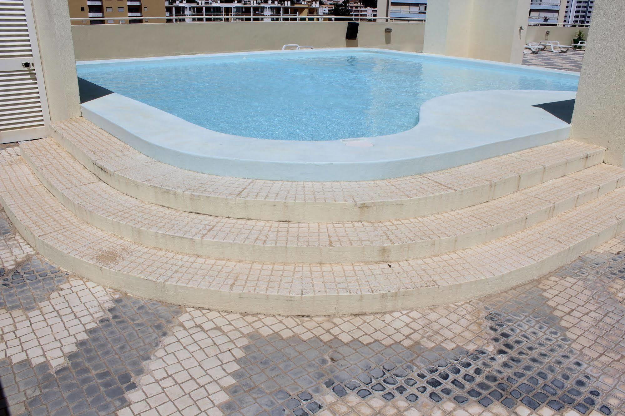 Apartamentos Varandas Da Rocha بورتيماو المظهر الخارجي الصورة